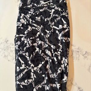 Nike Printed Leggings Women’s Size Small